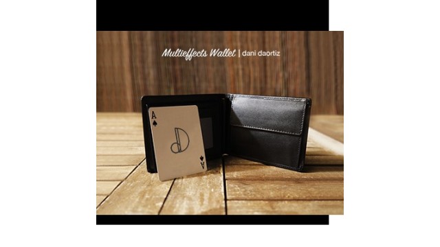 Multi-Effect Wallet by Dani Daortiz Multi-Effect Wallet by Dani Daortiz